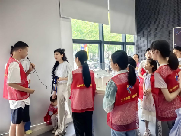 联丰优配 合肥经开区芙蓉中心：“探秘量子科技，点燃科学梦想” ——环翠少年研学之行展现社区服务新亮点_大皖新闻 | 安徽网