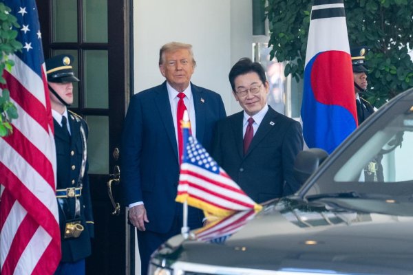 万达策略 打破惯例的访问：李在明用心准备，特朗普另有盘算